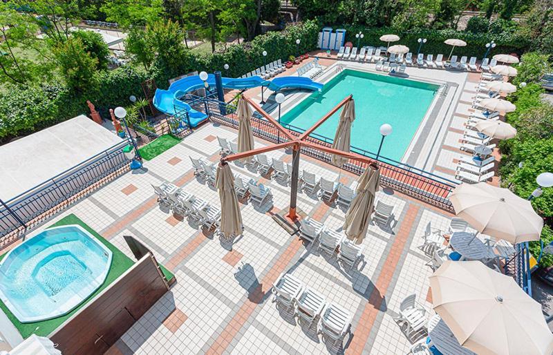 Hotel Minerva ガッテーオ・ア・マーレ エクステリア 写真